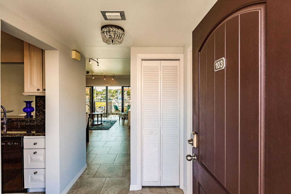 First Floor Entrance 