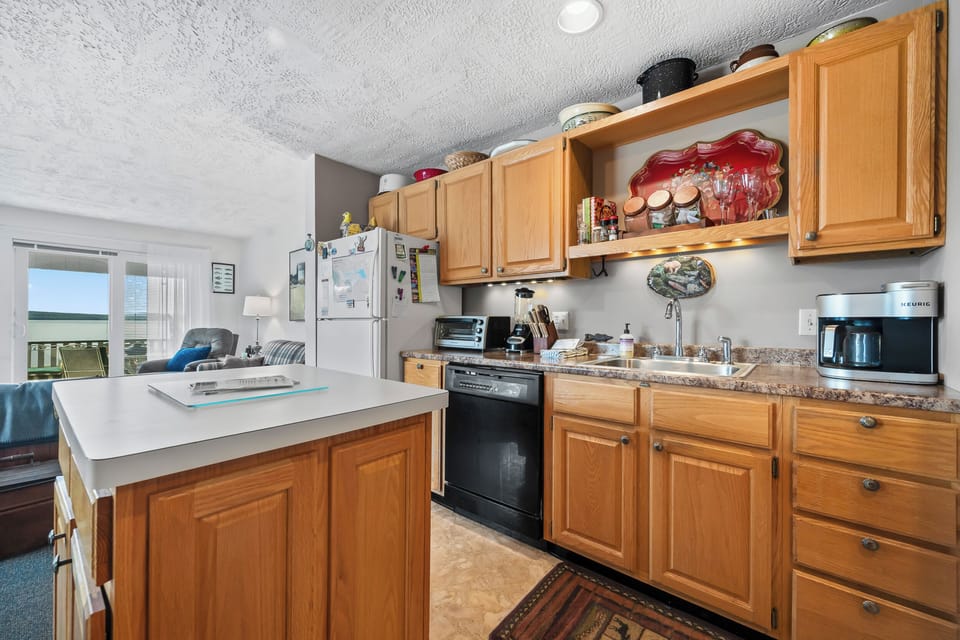 Fully equipped kitchen