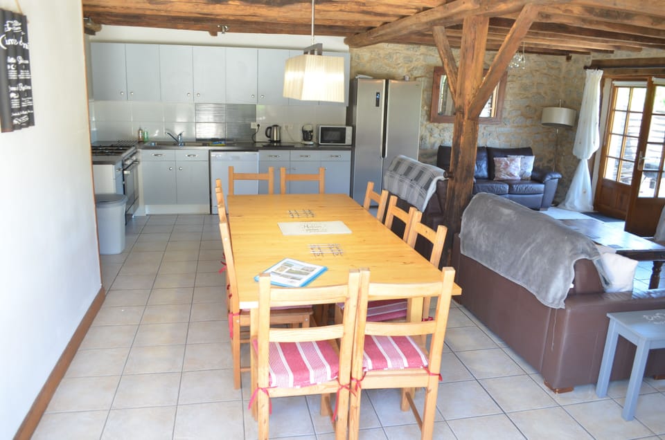 Open plan cooking, dining and relaxing 