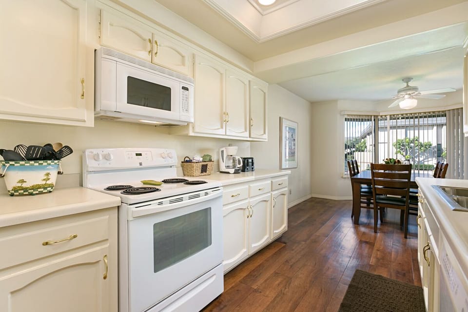 Family-friendly Solana Beach 2-bedroom rental