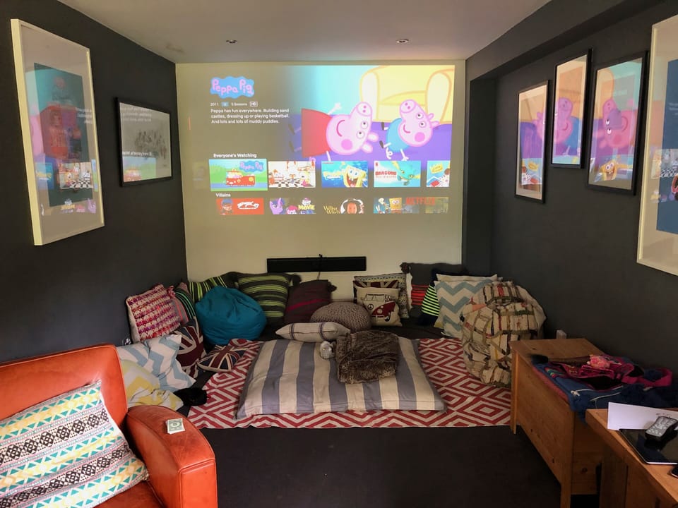 Play room / Cinema