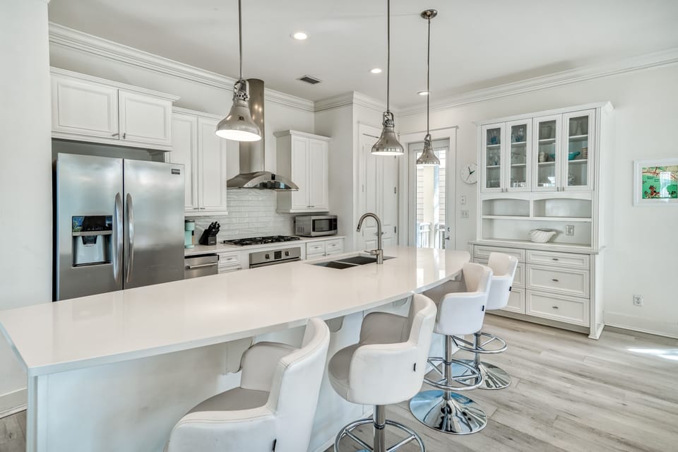 Beautifully Updated Kitchen