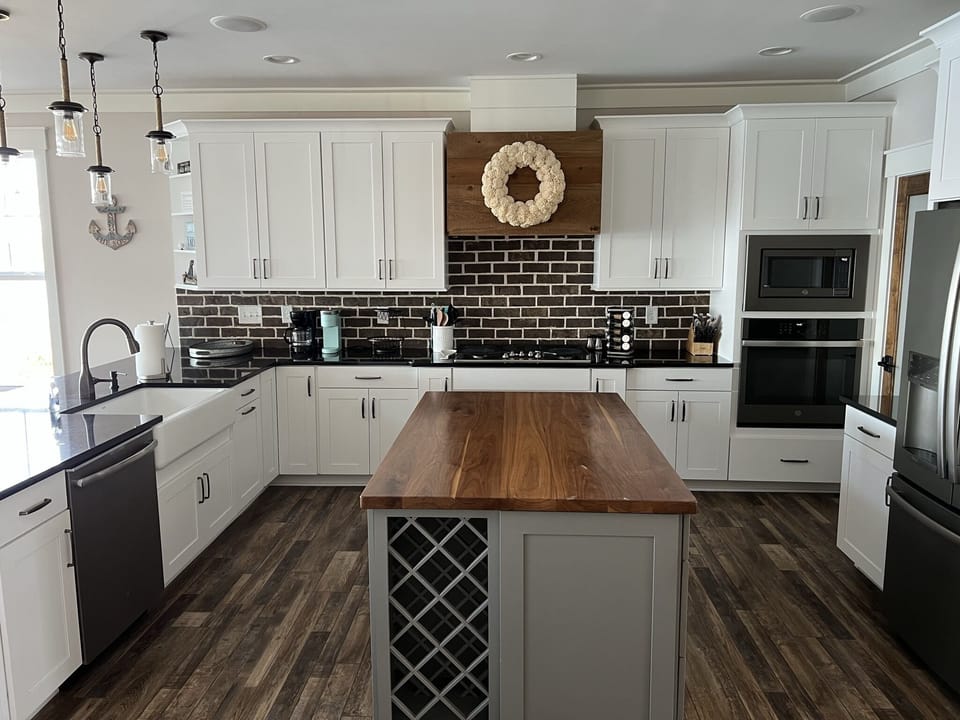 Kitchen Main Floor