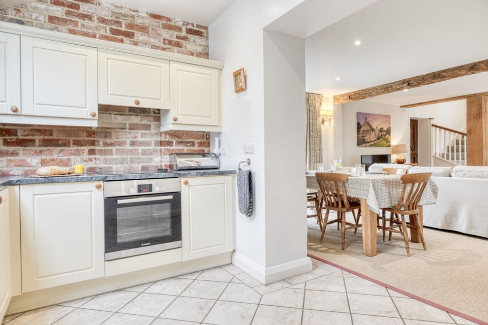 Prince Barn - StayCotswold