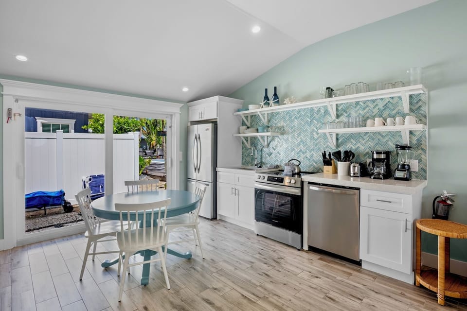 Kitchen, Dining Area