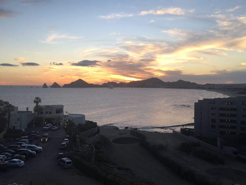 View of the arch and Monuments Beach.
