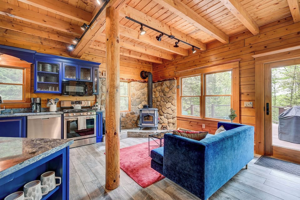Cosy seating area off kitchen