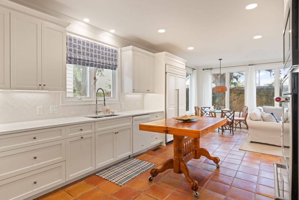 11. Open spacious kitchen with tons of counter space at Seas-the-Day