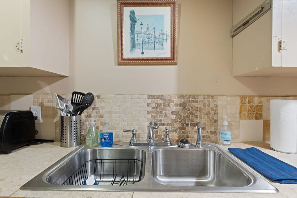 Kitchenette