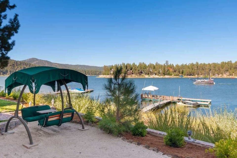 Plenty of sitting area to relax in front of the Lake.