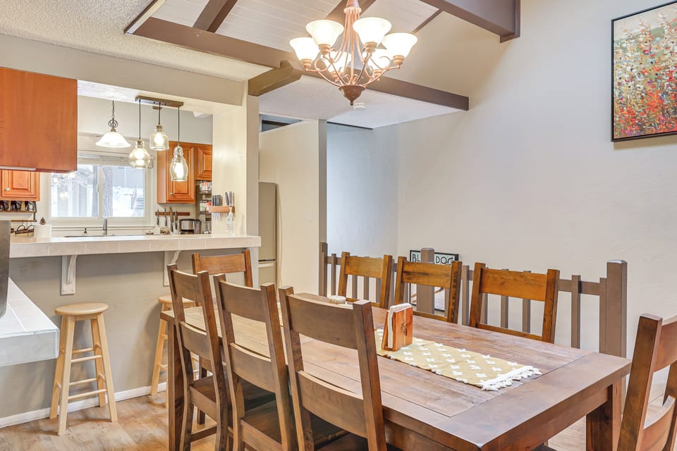Dining Area & Kitchen | Open Floor Plan | Free WiFi | Baseboard Heat
