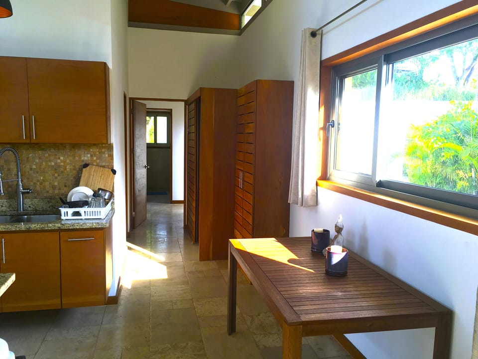 Hallway to bedrooms