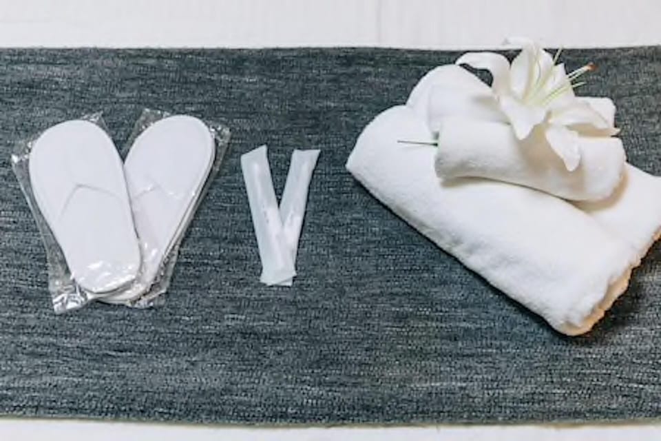 Bathroom amenities