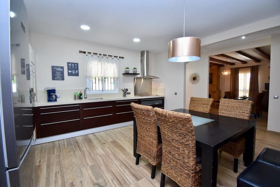 Kitchen-dining room