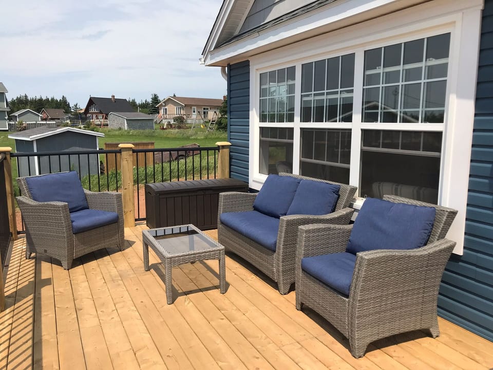 Cottage deck