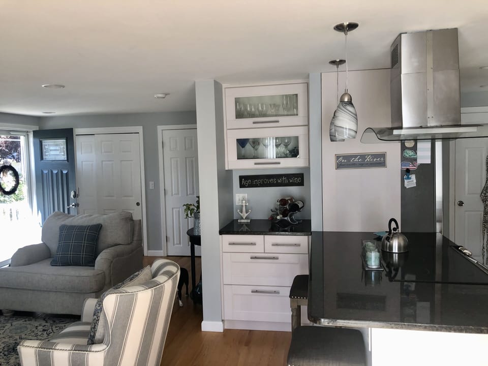 Living Room (1st Floor)