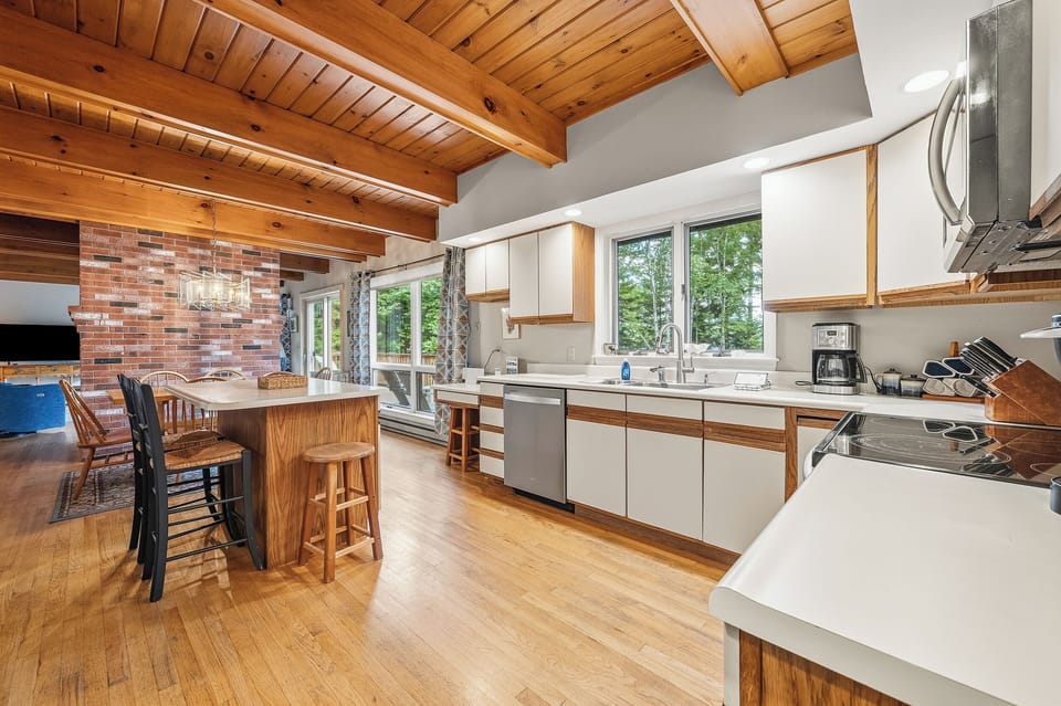 Fully equipped kitchen