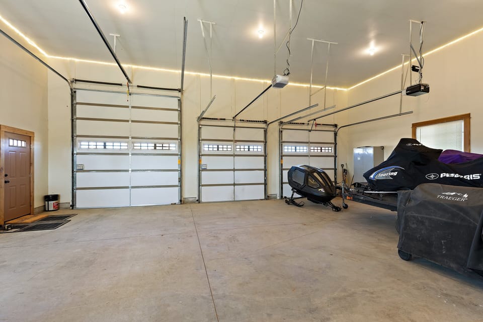 Hint of Heaven ~ toys in garage not available for guest use