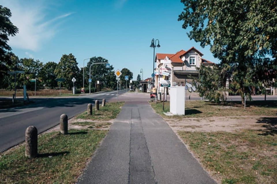 Surroundings [summer] (1-5 km)