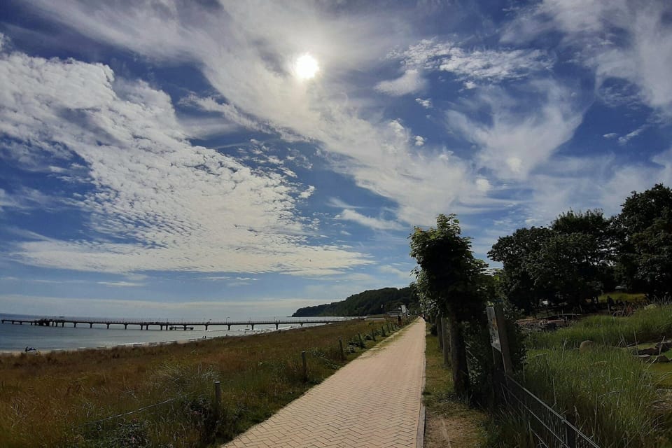 Surroundings [summer] (1-5 km)