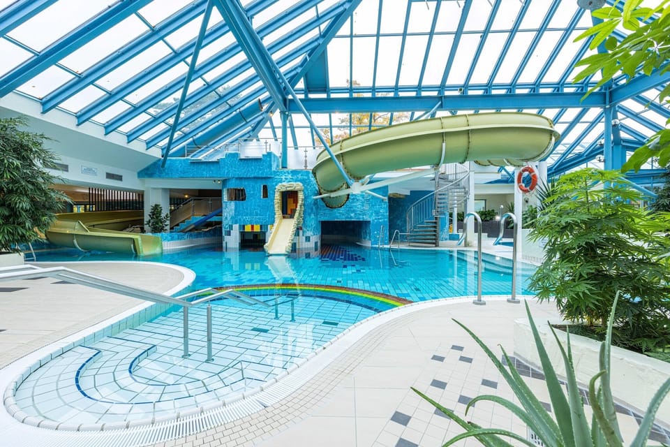 Holiday Home Swimming Pool