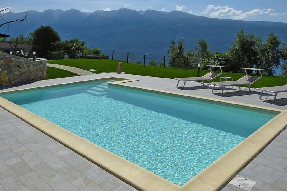 Holiday Home Swimming Pool