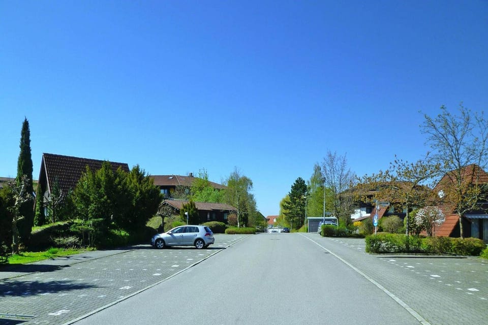 Surroundings [summer] (1-5 km)