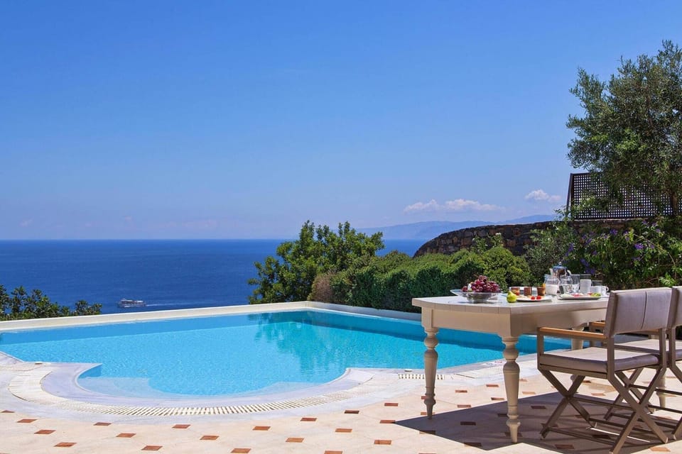 Holiday Home Swimming Pool