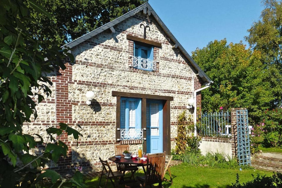 Holiday Home Exterior [summer]