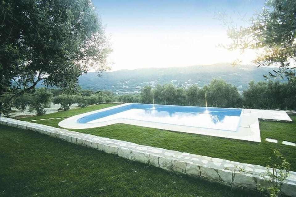 Holiday Home Swimming Pool