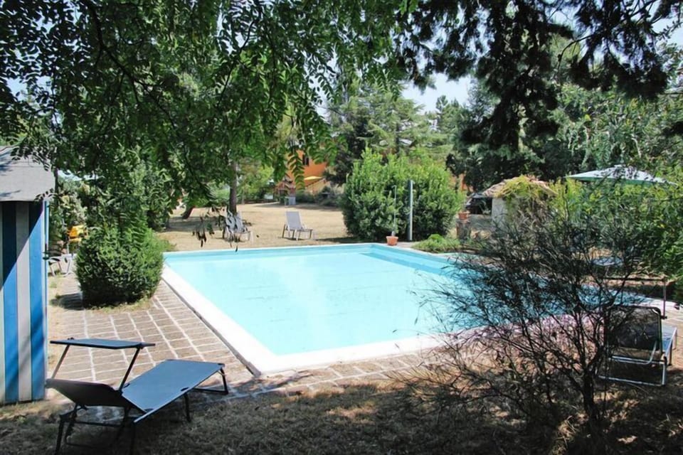Holiday Home Swimming Pool