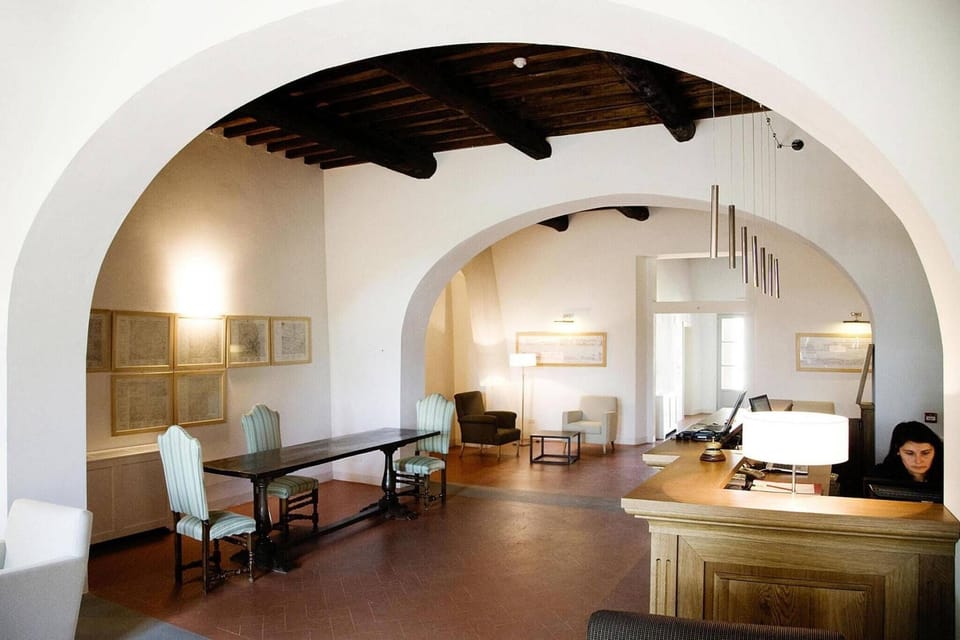 Entrance / Reception