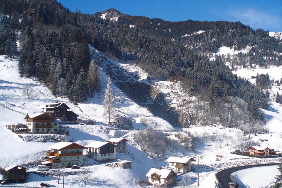 Surroundings [summer] (1-5 km)