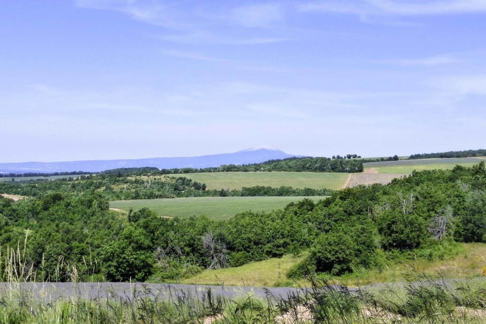 Surroundings [summer] (1-5 km)
