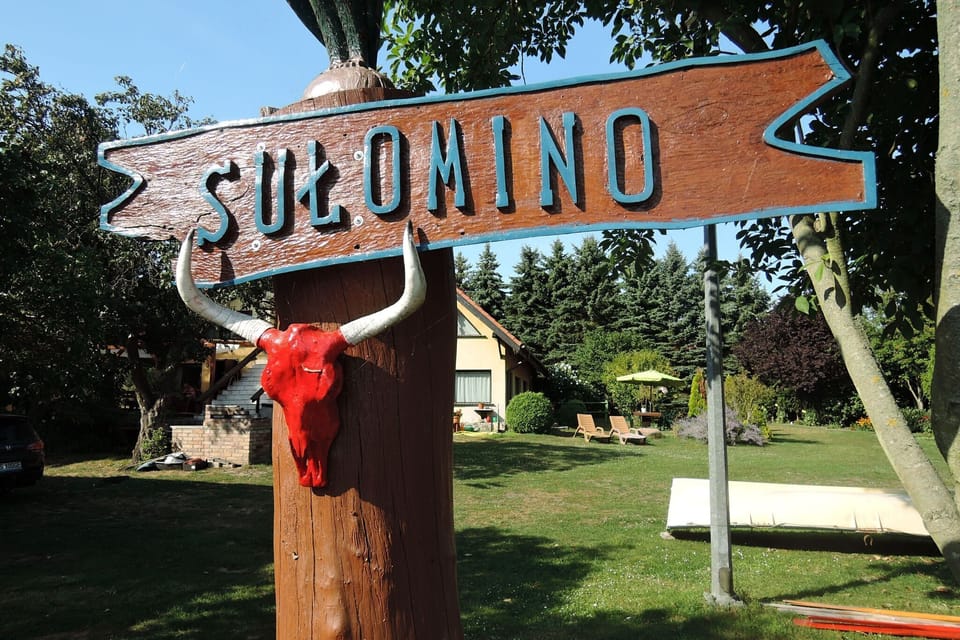 Entrance / Reception