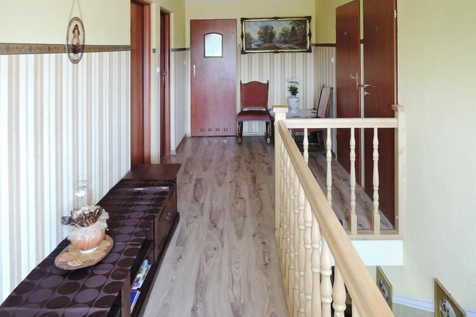 Entrance / Reception