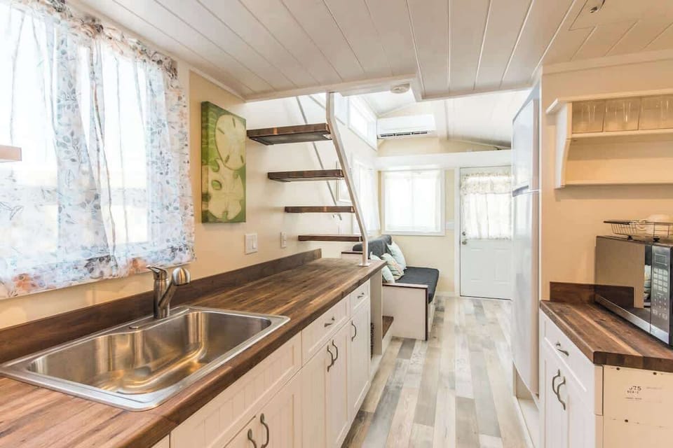 Kitchen area