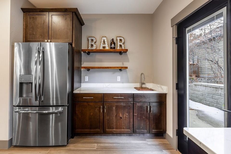 WET BAR-PREP SINK