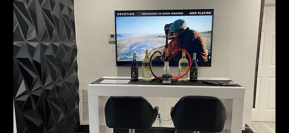 Premium Liquor 🥃 of Your Choice w/ 7 Days or More Booked (MUST BE 21 OR OVER)