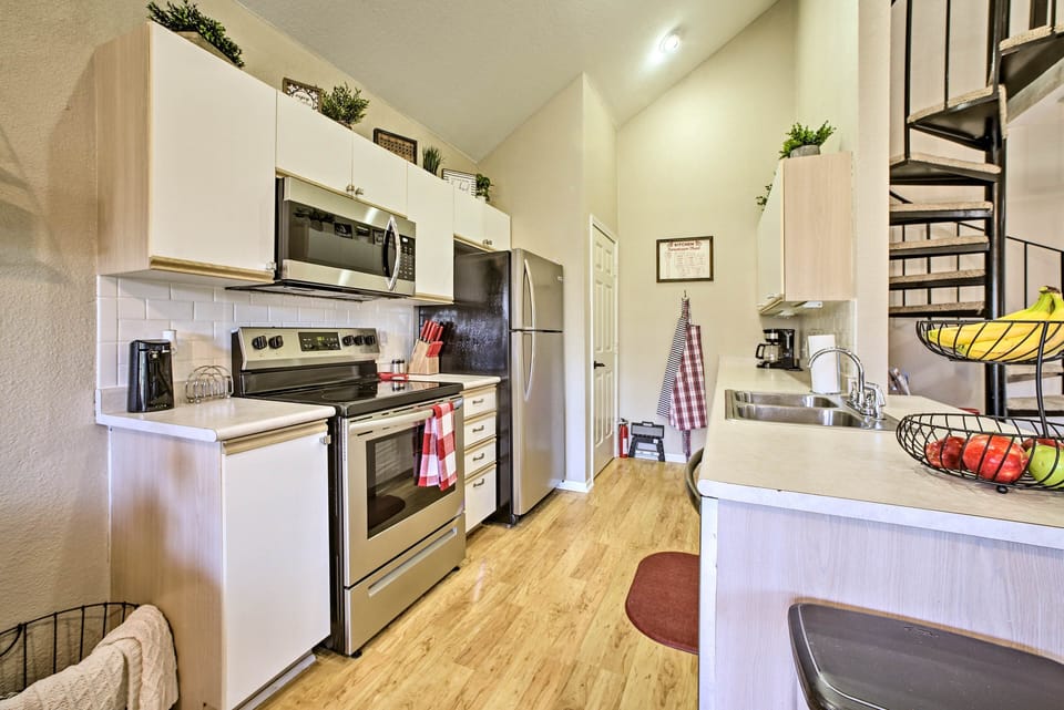 Kitchen | Crockpot | Drip Coffee Maker | Cooking Basics