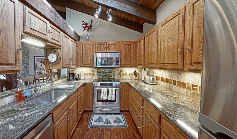 Fully equipped kitchen