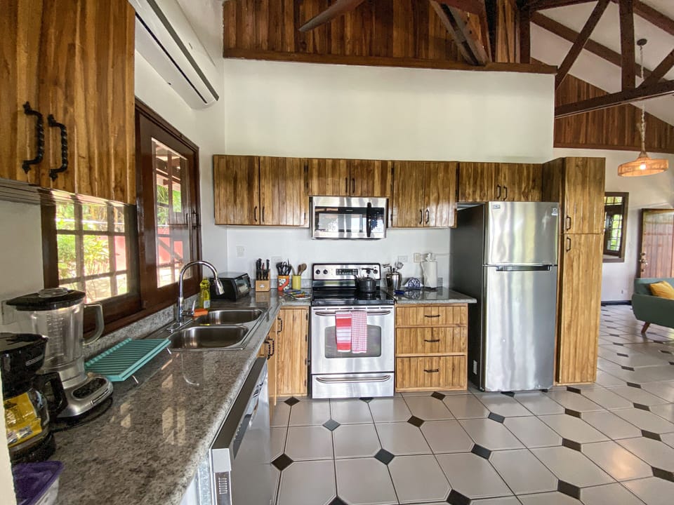 Kitchen (3)