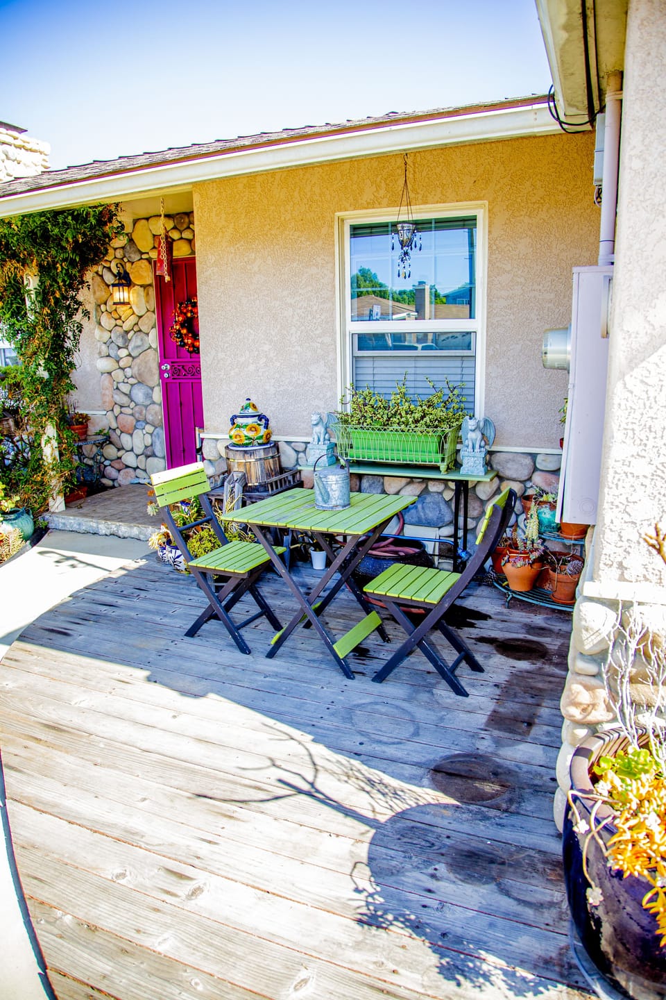 Welcome private front porch bistro