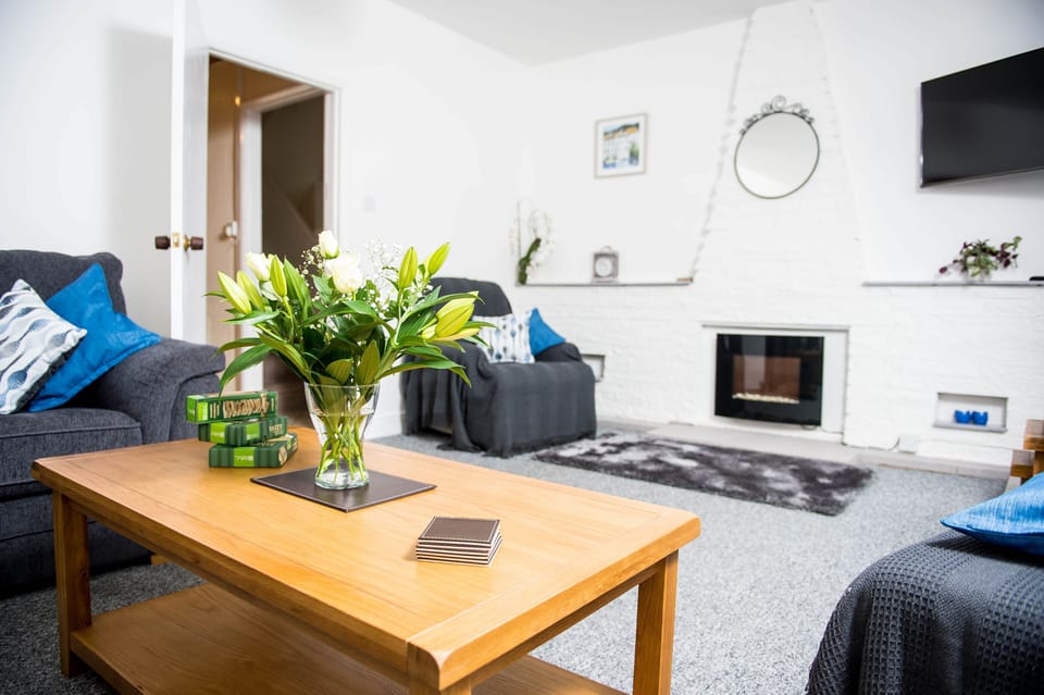 relax and watch tv or play a boardgame in the sitting room