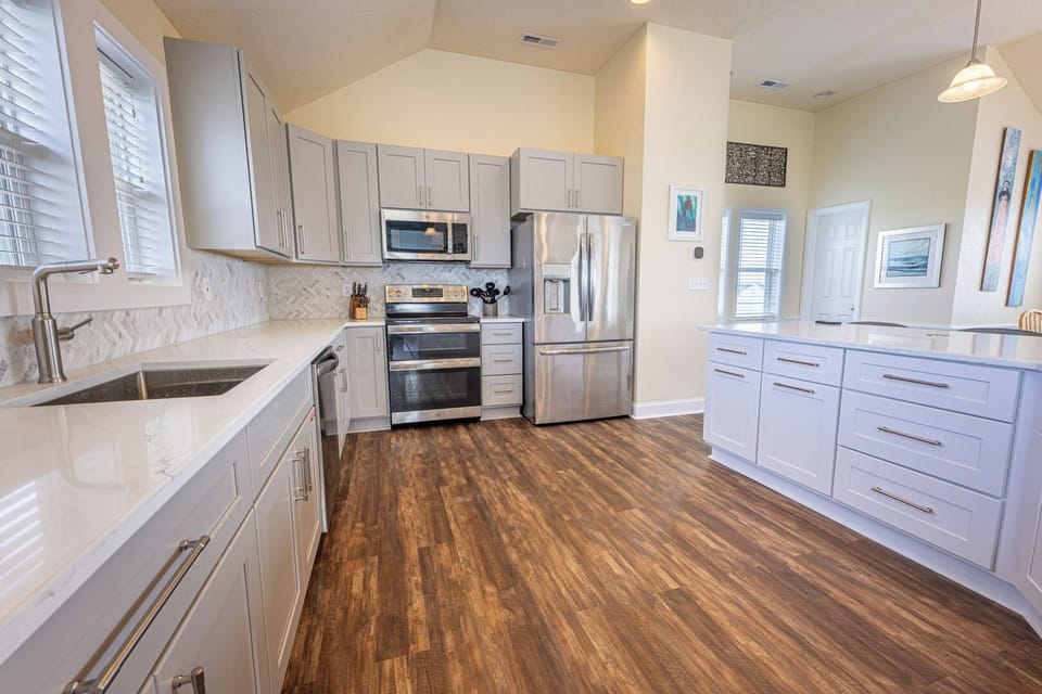 Kitchen - Top Level