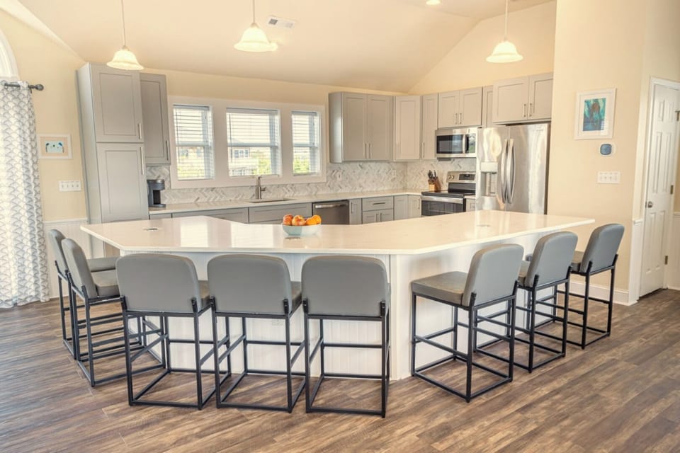 Kitchen Island - Top Level
