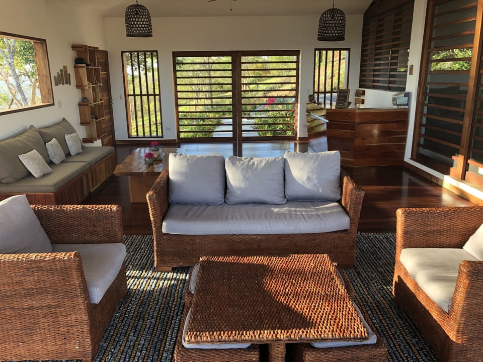 Lounge with books, board games