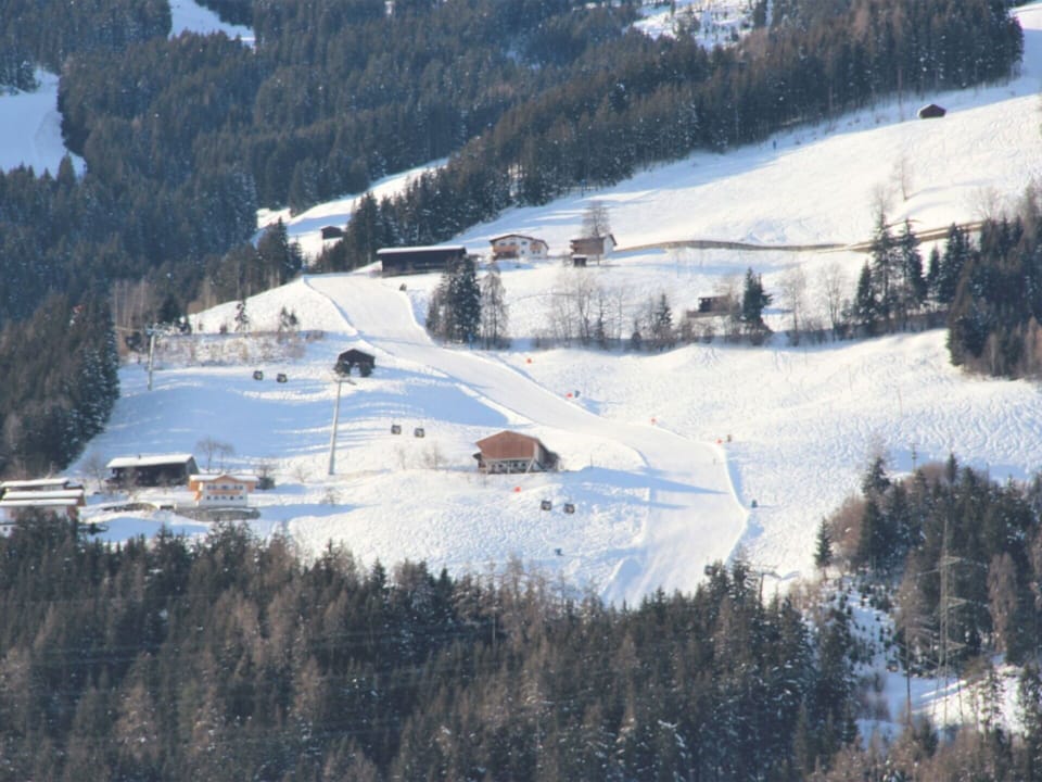 Snow, Mountain, Tree, Slope, Highland, Building, Freezing, Glacial Landform, Terrain, Landscape