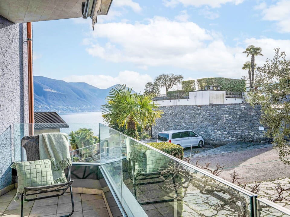 Balcony, Resort, Eco Hotel, Coast, Sound, Resort Town, Villa, Hotel