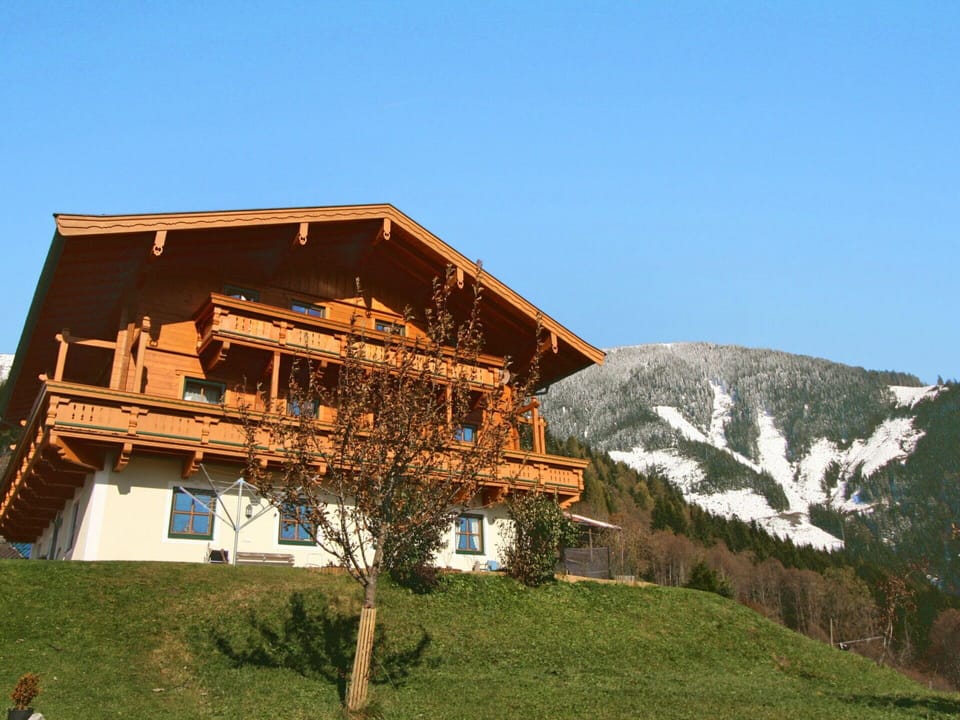 Sky, Plant, Building, Mountain, Slope, House, Wood, Tree, Natural Landscape, Shade